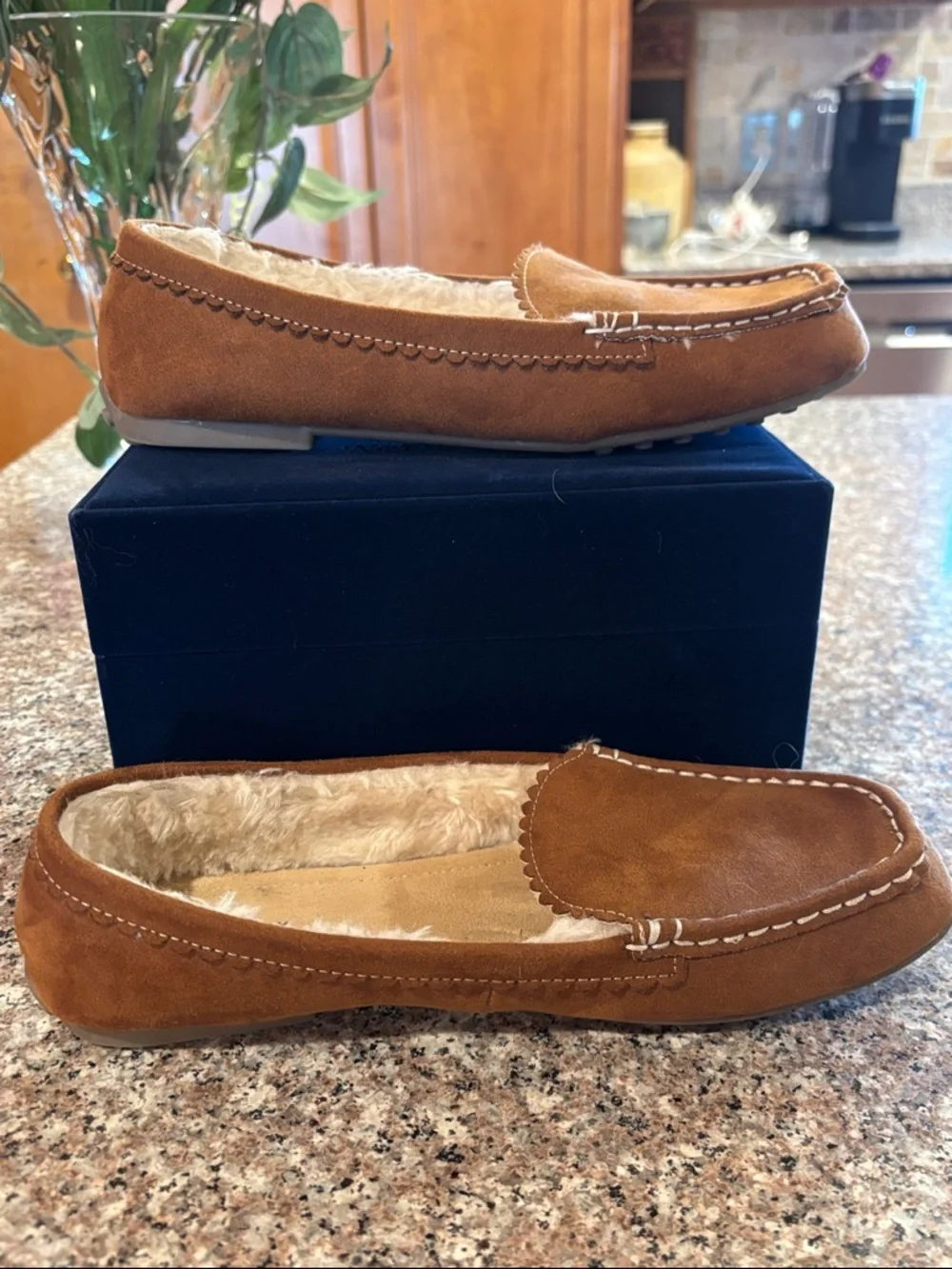 St. John's Bay Women's Chestnut Suede Fleece-Lined Moccasins       Size 8.5 - Picture 8 of 14